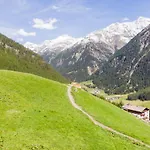 度假居 Bergsteiger - By Interhome
